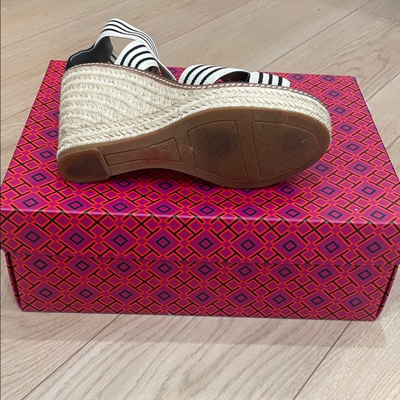 Tory Burch Frieda 100 MM Espadrille 
Black and Cream Striped Wedges - Picture 5 of 5